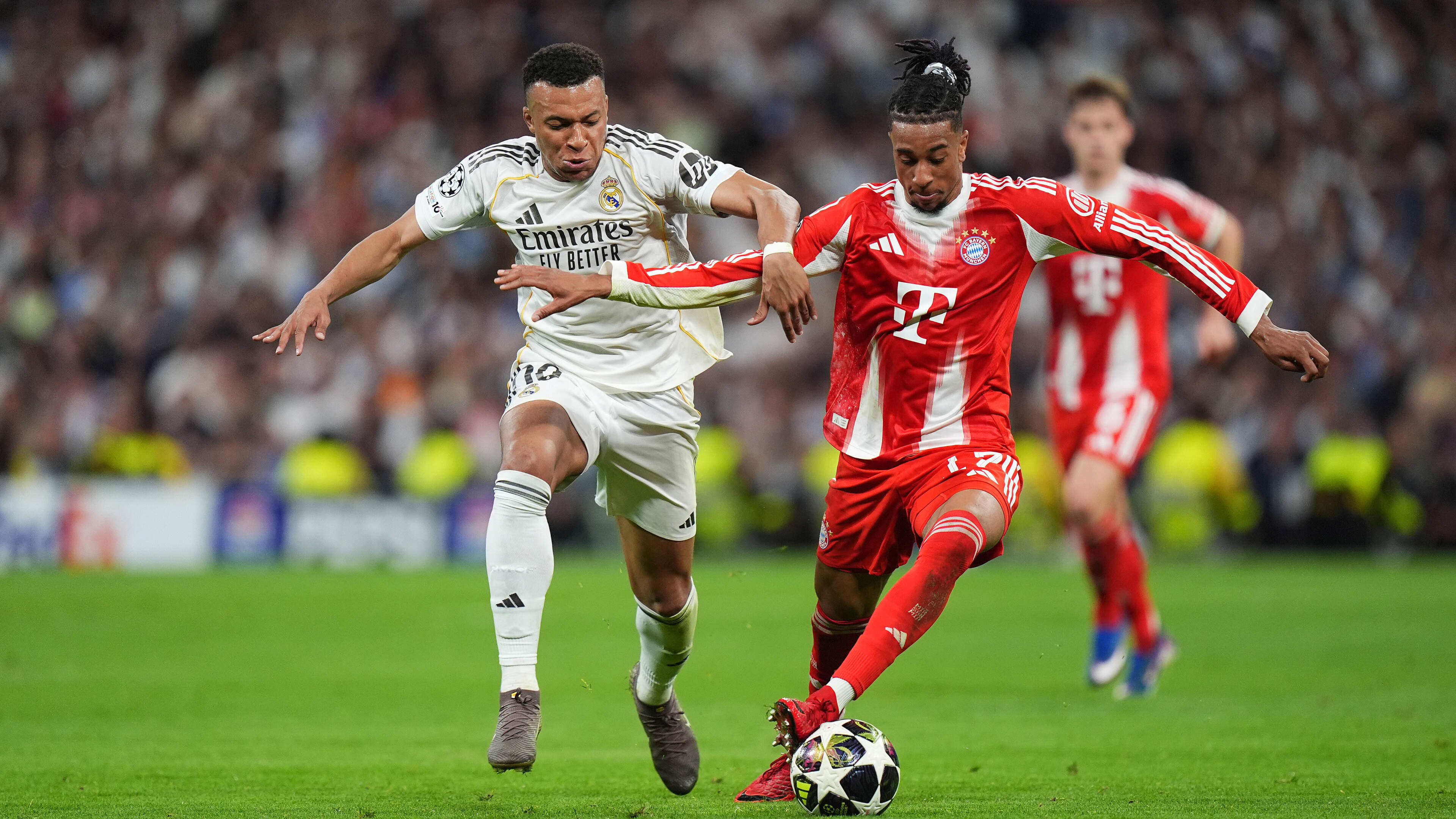 LIVE Champions League: Bayern München slaat direct terug na treffer van Real Madrid binnen een minuut, Arsenal kan thuis klus klaren tegen Sporting