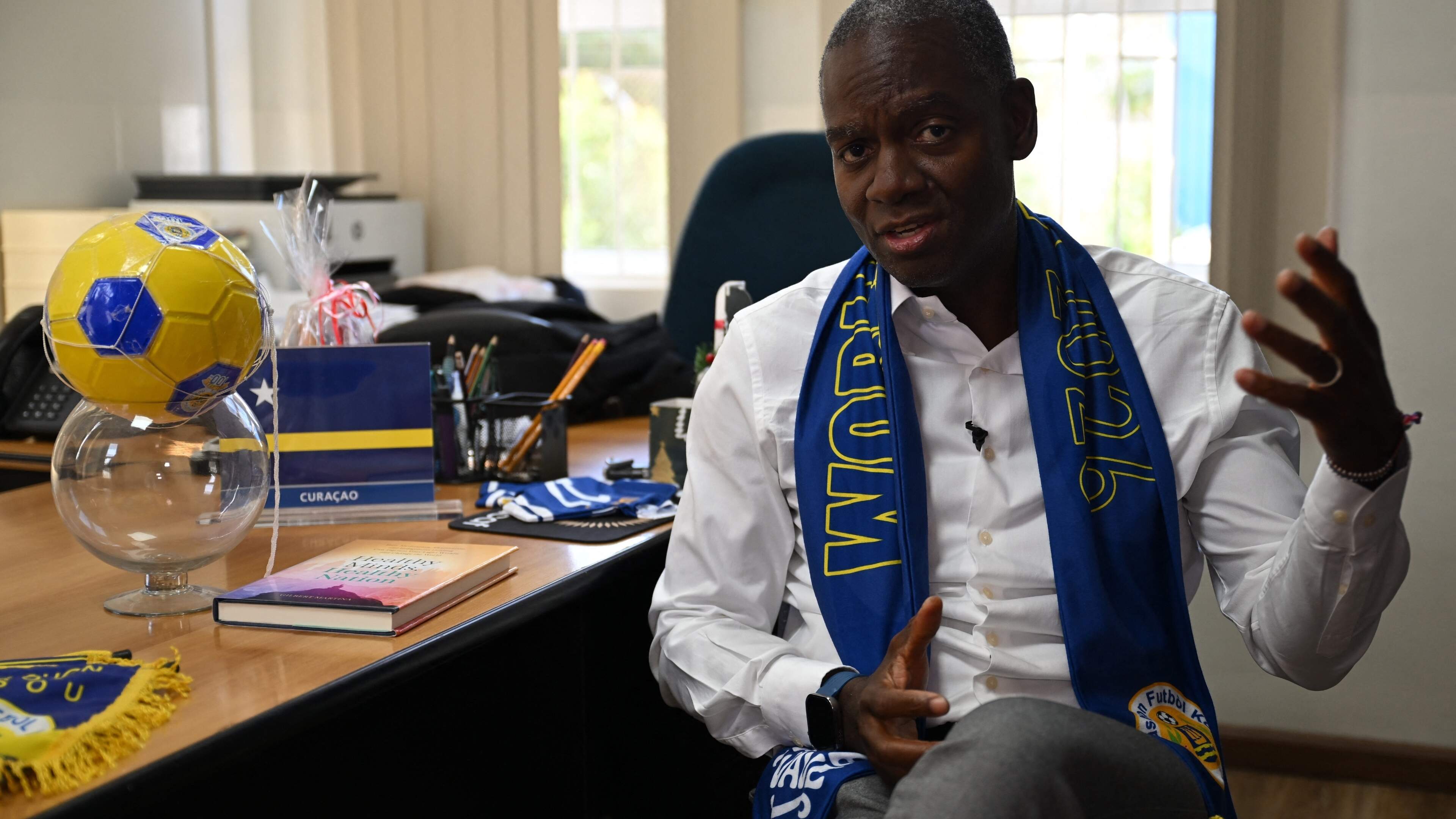 Bondsvoorzitter Gilbert Martina van Curaçao denkt dat ook Fred Rutten ’een goede job’ zou hebben gedaan