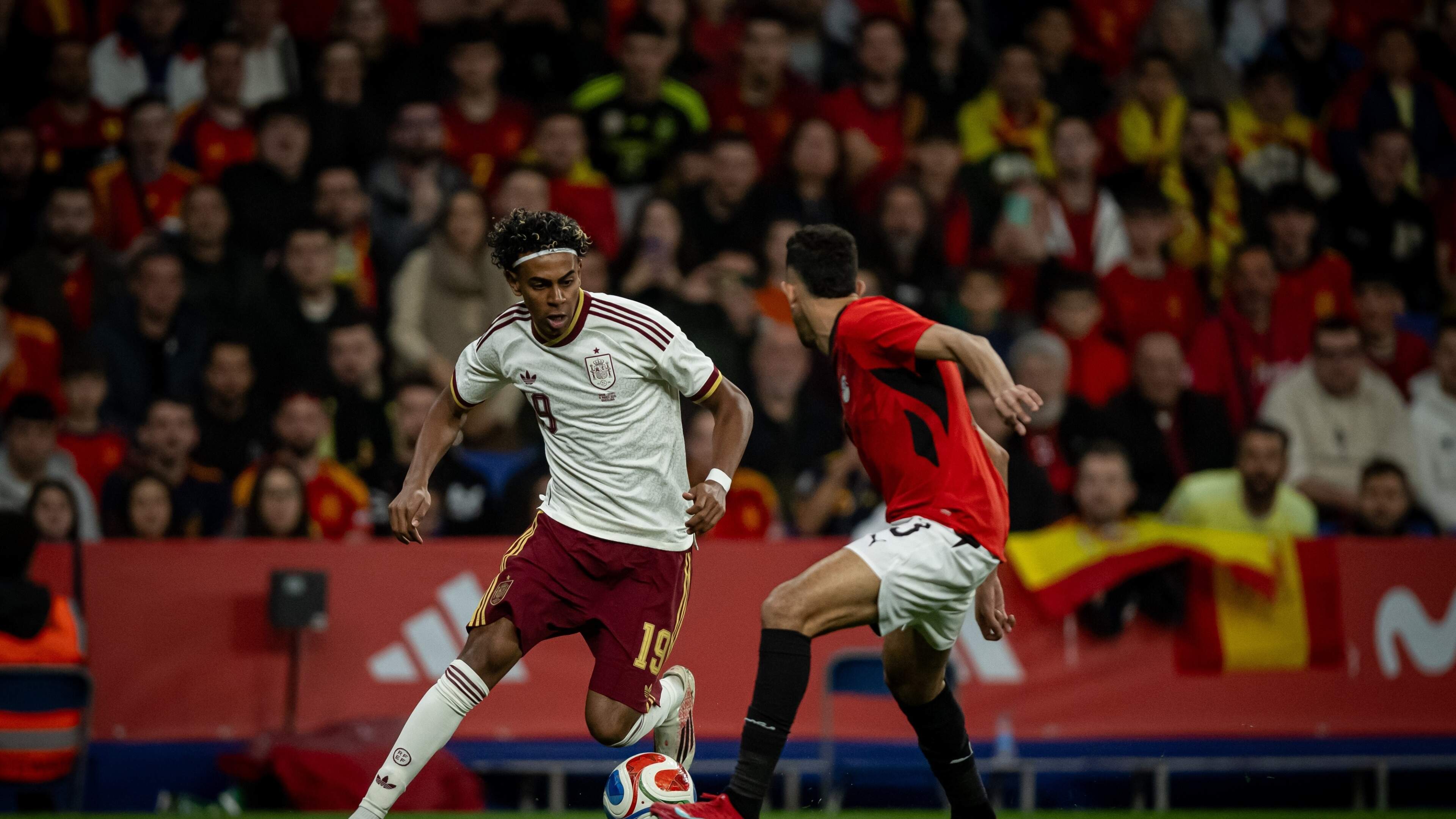 Egypte houdt Spanje op gelijkspel, Spaanse fans tonen zich van kleinste kant met denigrerende liedjes: ’Dit is ontoelaatbaar’