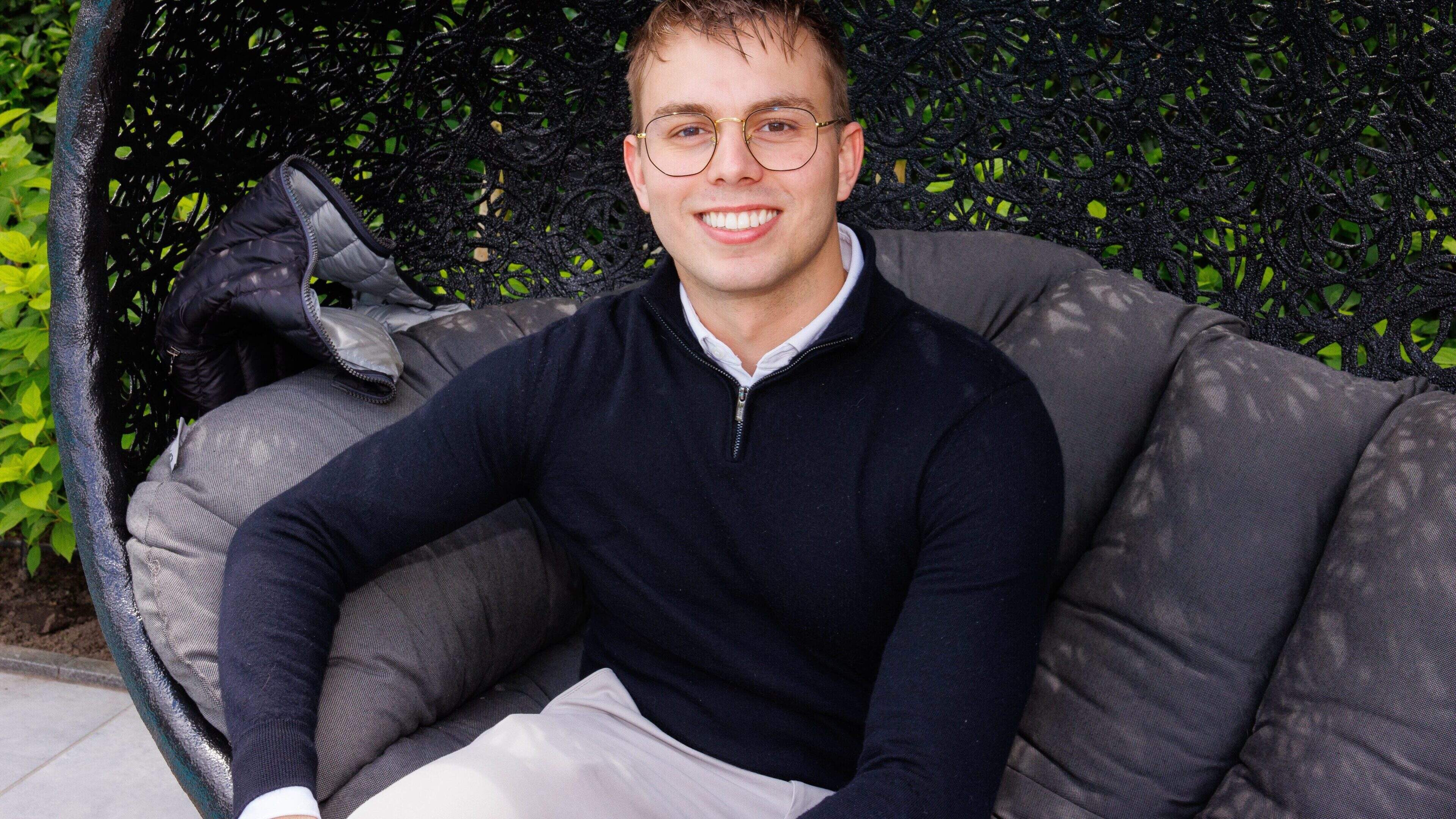 Frans Bauer opa geworden: zoon Jan en vriendin Danique verwelkomen baby